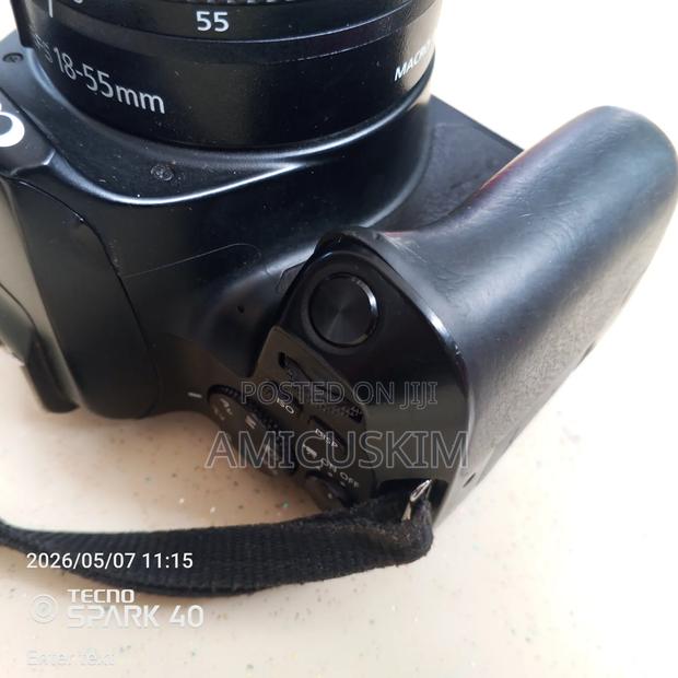 Canon 250d - thumbnail 2