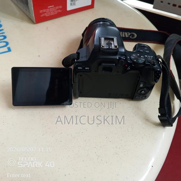Canon 250d - thumbnail 4
