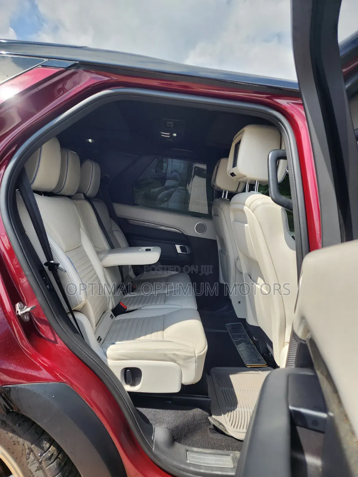 Land Rover Discovery HSE Diesel 4x4 2017 Maroon