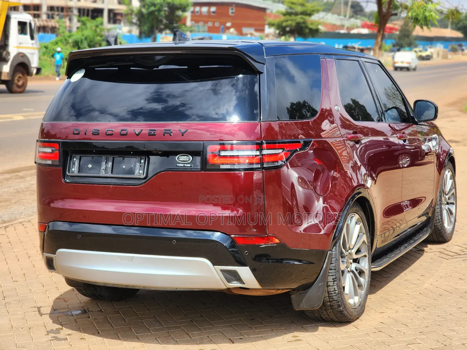Land Rover Discovery HSE Diesel 4x4 2017 Maroon