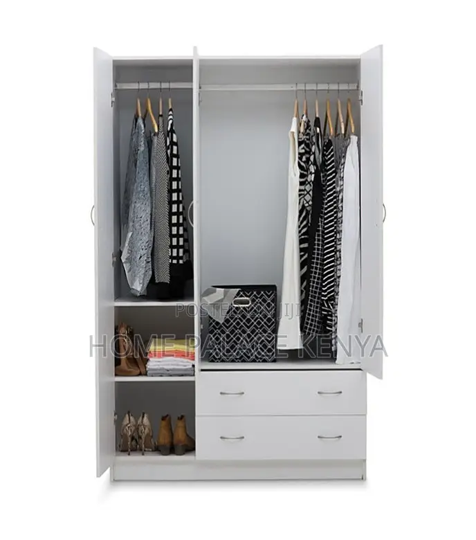 Ward Robe: Bedroom Wardrobe 3 Door 1drawer With Mirror