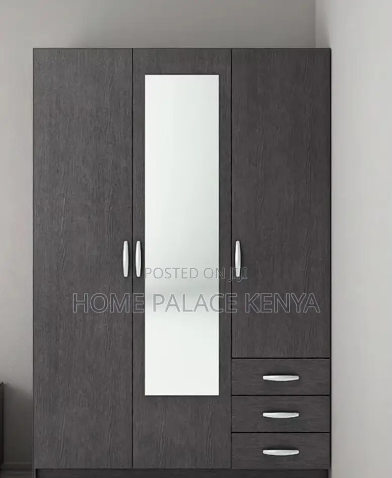 Ward Robe: Bedroom Wardrobe 3 Door 1drawer With Mirror