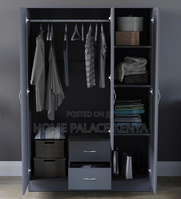 Ward Robe: Bedroom Wardrobe 3 Door 1drawer With Mirror - thumbnail 14