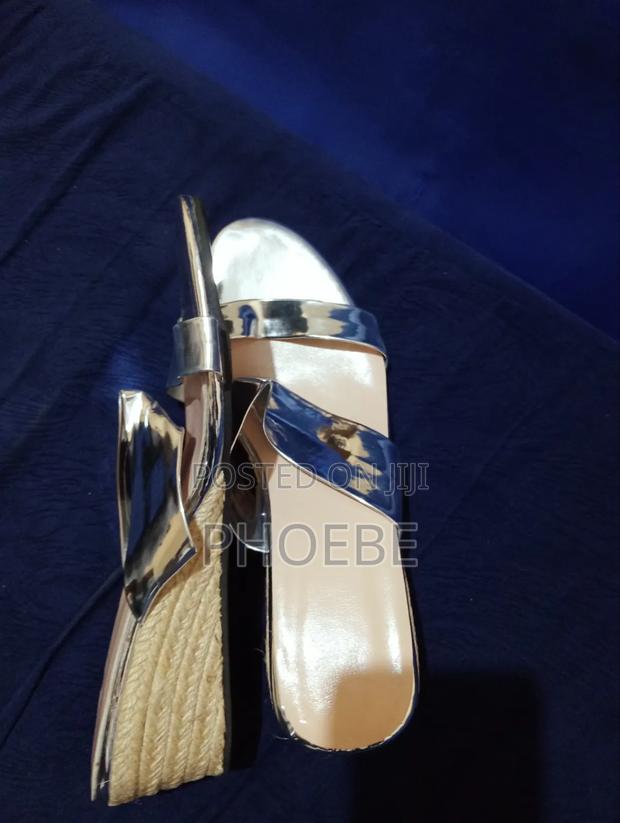 Ladies Shoes - thumbnail 4