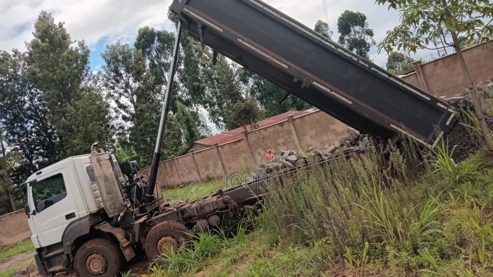 Axor Double Steering Tipper