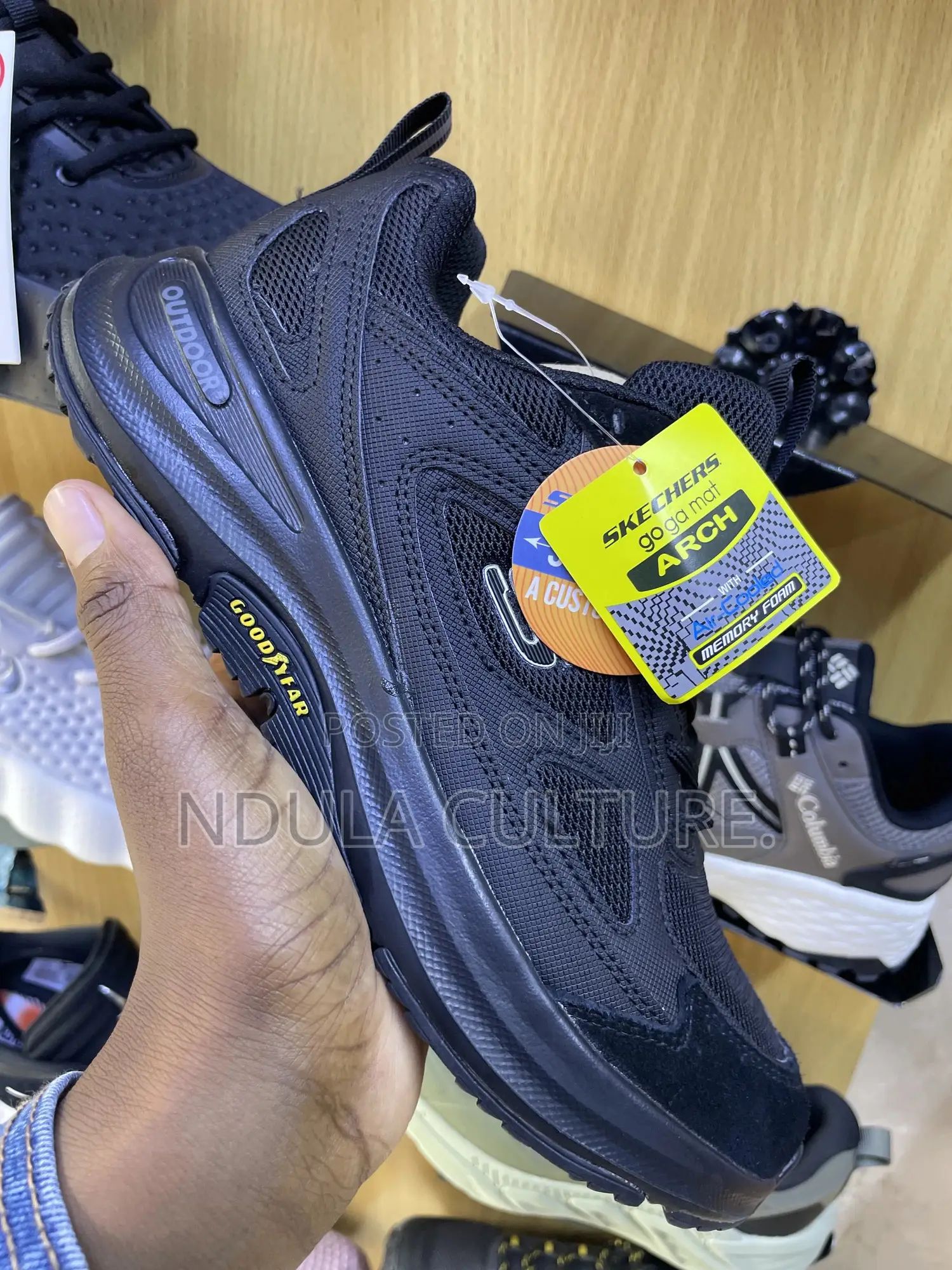 Skechers Men's Vertex-Arke Sneakers