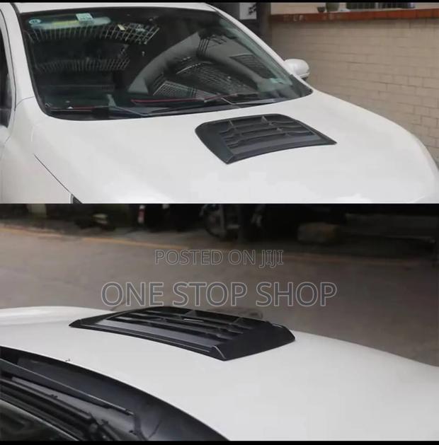Bonnet Mount Self Adhesive Black Bonnet Sporty Look Scoop