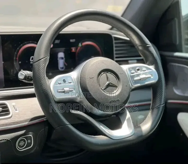 Mercedes-Benz GLE-Class GLE 400d 4MATIC 2021 Black