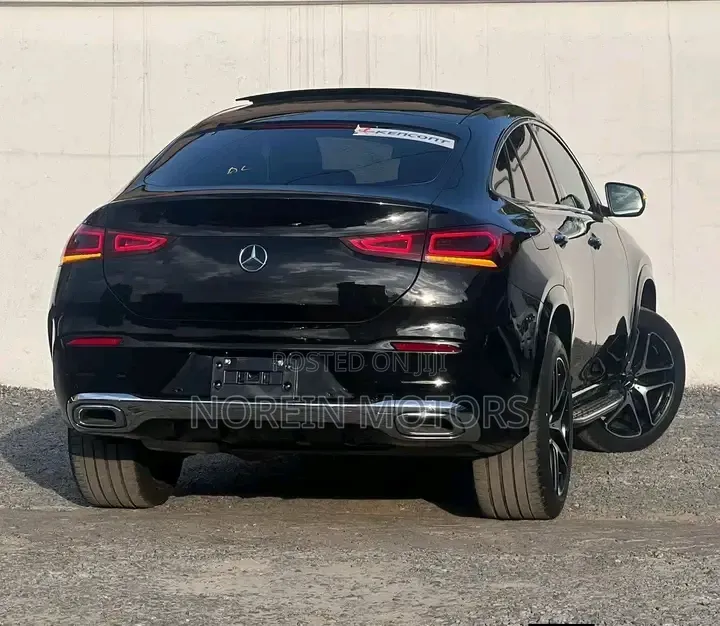 Mercedes-Benz GLE-Class GLE 400d 4MATIC 2021 Black