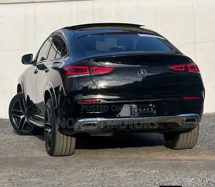 Mercedes-Benz GLE-Class GLE 400d 4MATIC 2021 Black