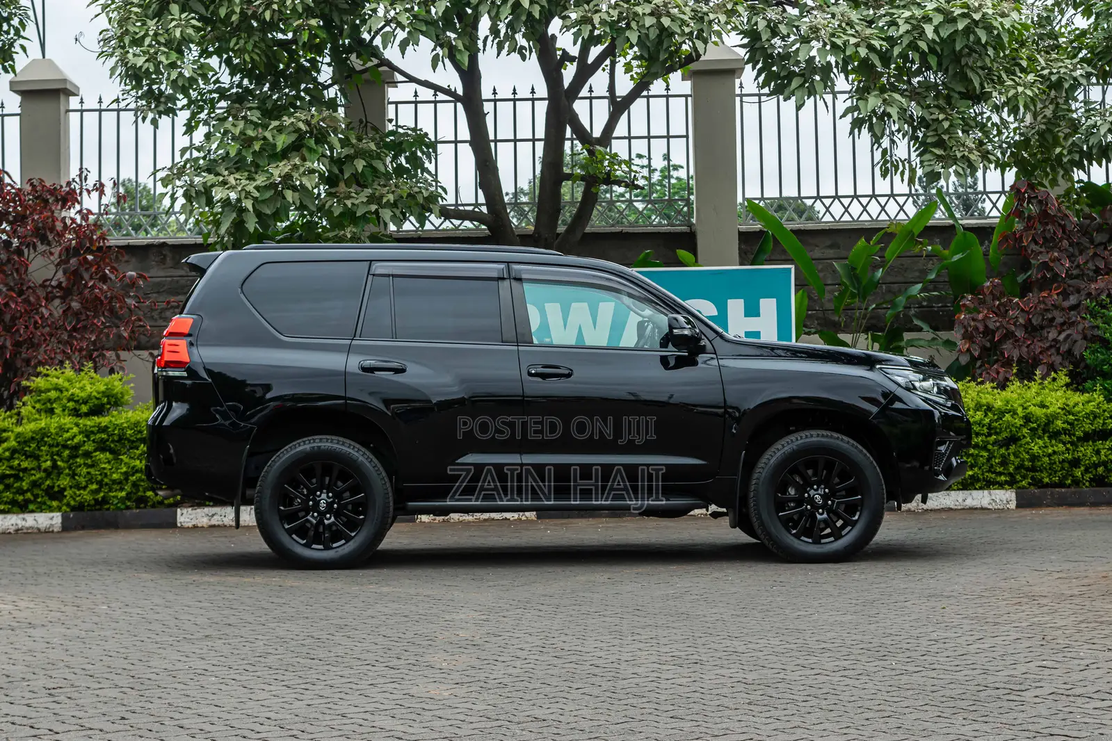 Toyota Land Cruiser Prado 2020 Black