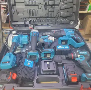 5 in 1 Makita Tool Set