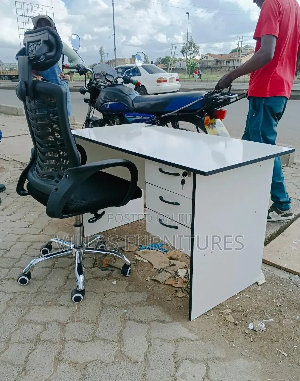 Modern High-Quality Study Desk Paired With Headrest Chair