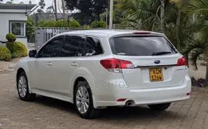 Subaru Legacy 2010 White