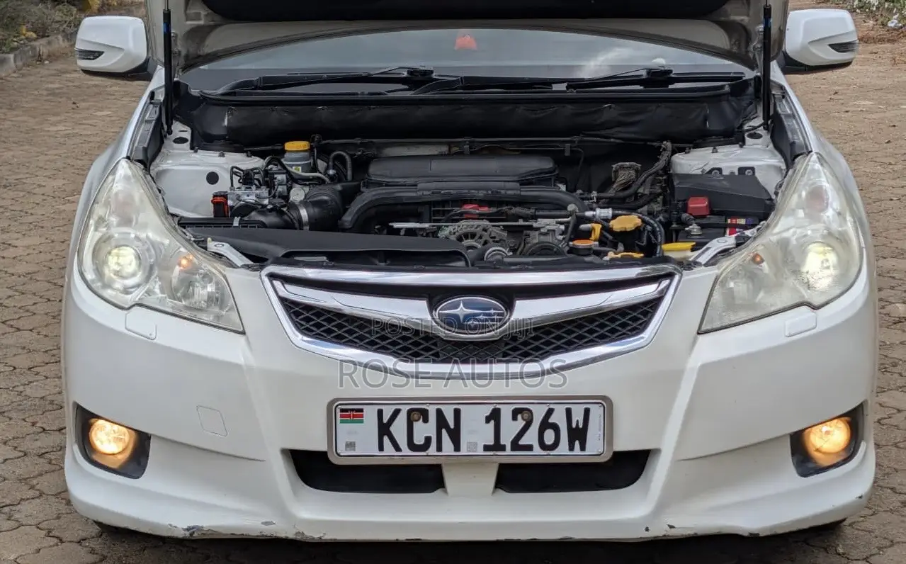 Subaru Legacy 2010 White