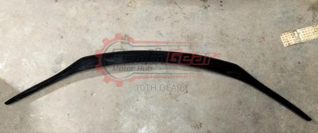 Bonnet Mate Hilux Vigo 2005