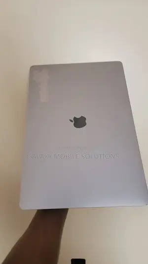 Laptop Apple MacBook Pro 2020 64GB Intel Core i9 SSD 1T