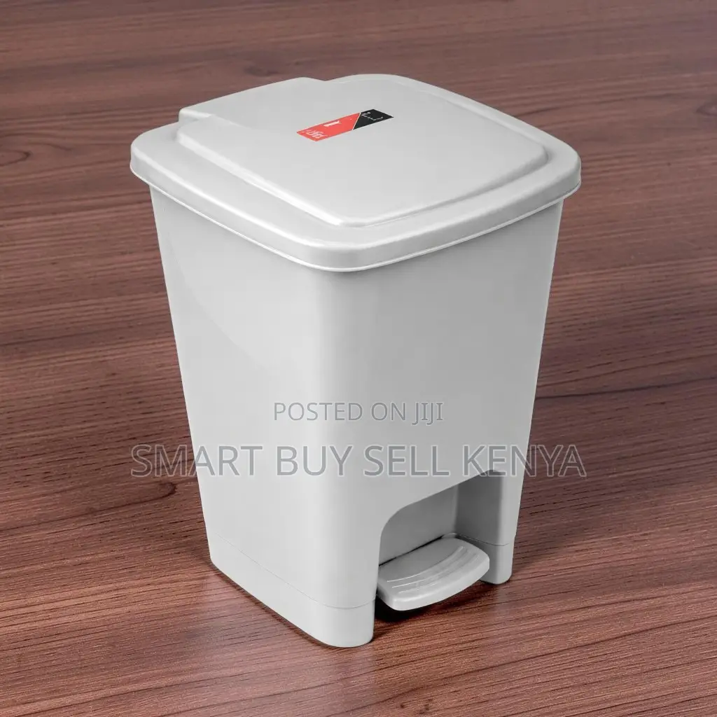 30 Litres Hard Plastic Durable Hinge Step Pedal Garbage Waste Dust Bin