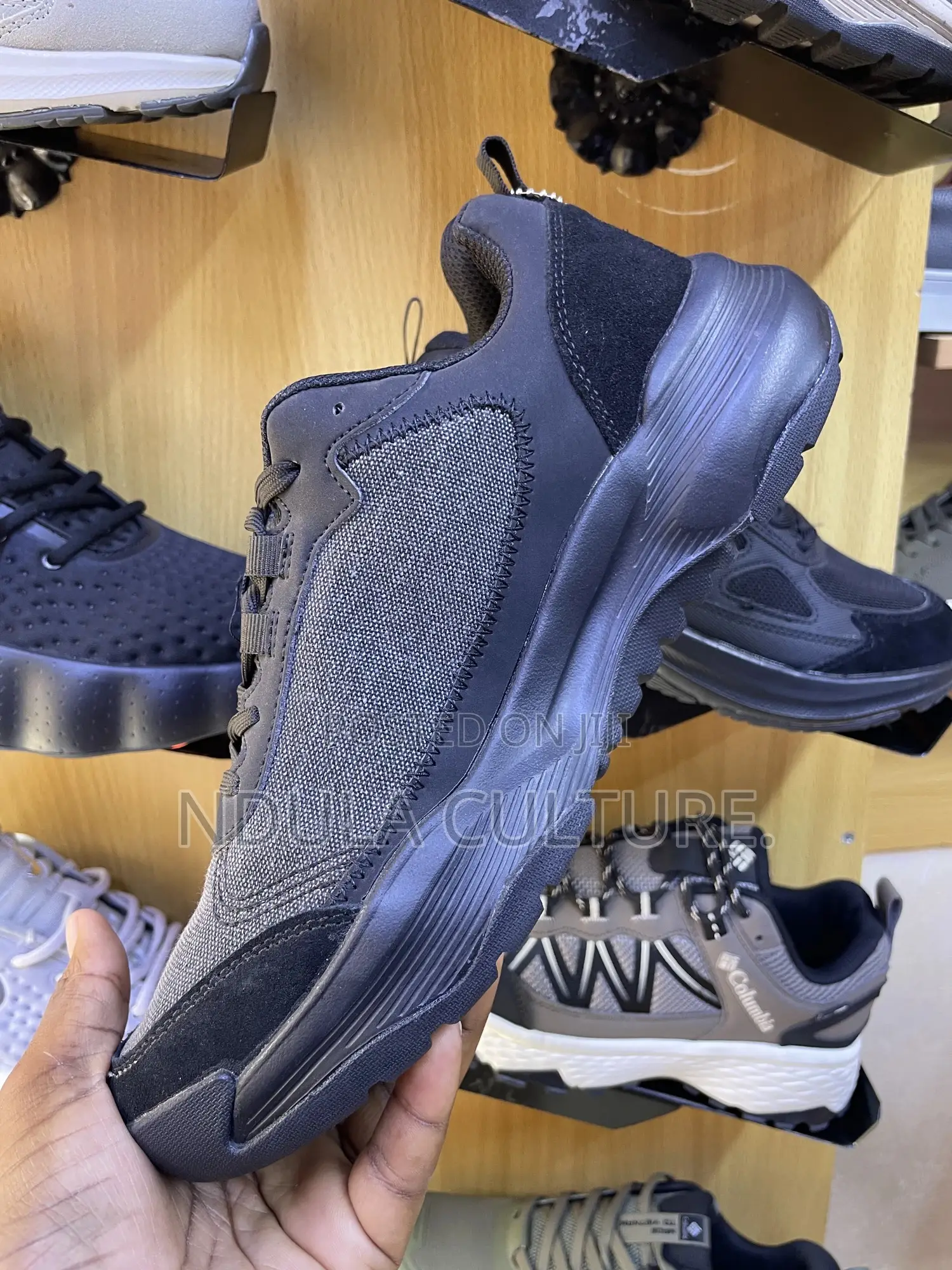Skechers Arch Fit