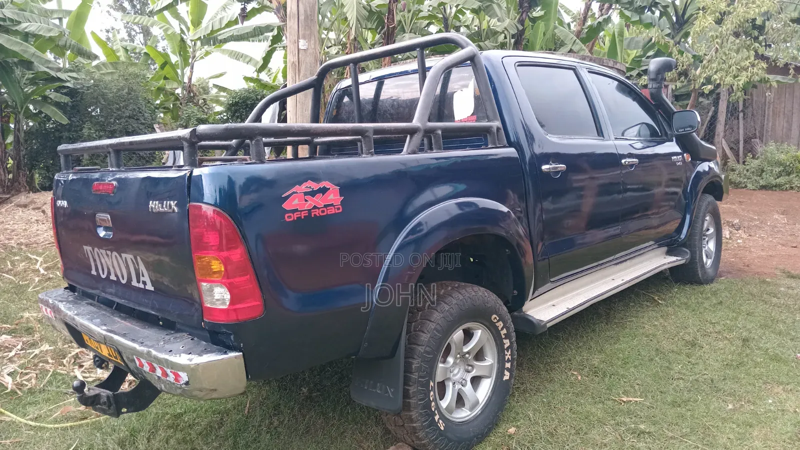 Toyota Hilux 2006 Blue