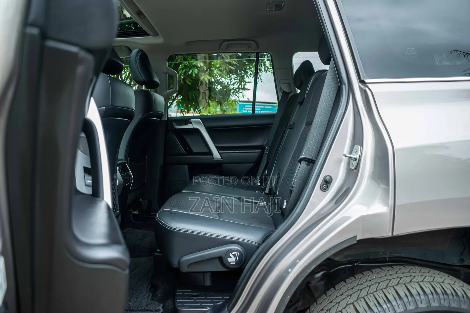 Toyota Land Cruiser Prado 2023