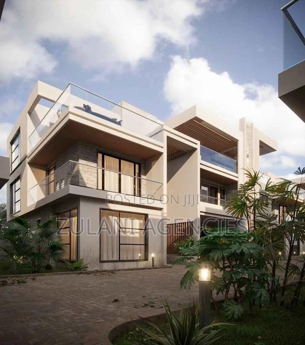 6bdrm Villa in Muthangari for sale