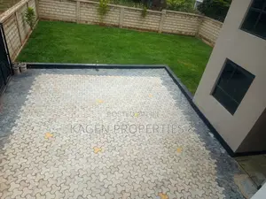 4bdrm House in Ongata Rongai, Nkoroi for sale