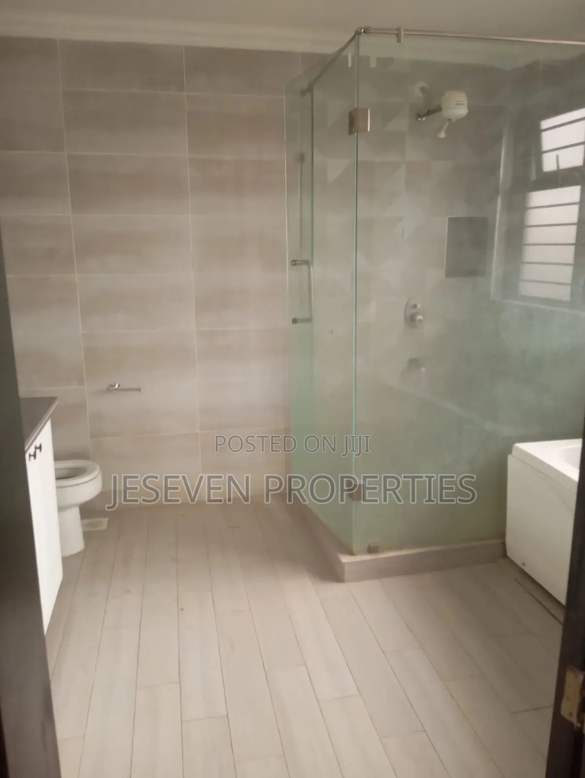 6bdrm Mansion in Syokimau, Gateway Mall Area for rent
