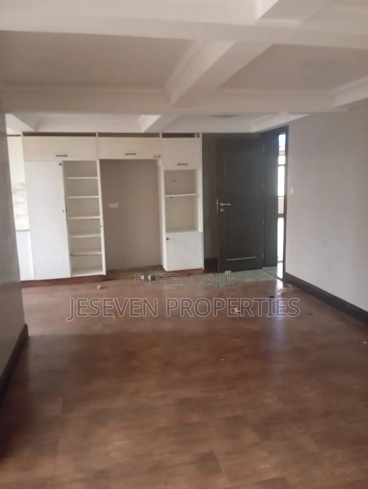 6bdrm Mansion in Syokimau, Gateway Mall Area for rent