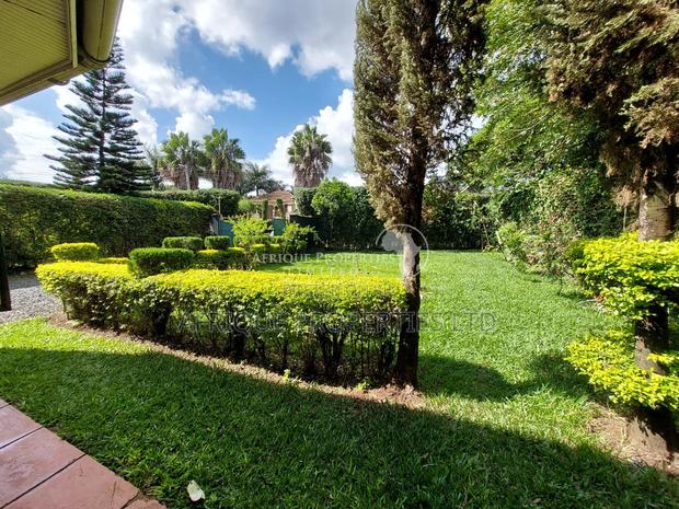 4bdrm House in Membly, Membley Estate for sale - thumbnail 5
