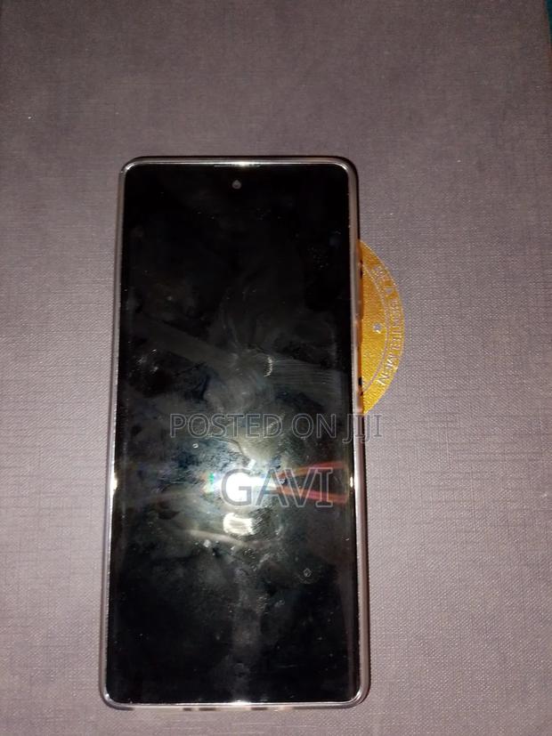 Tecno Camon 40 256 GB Silver - thumbnail 6