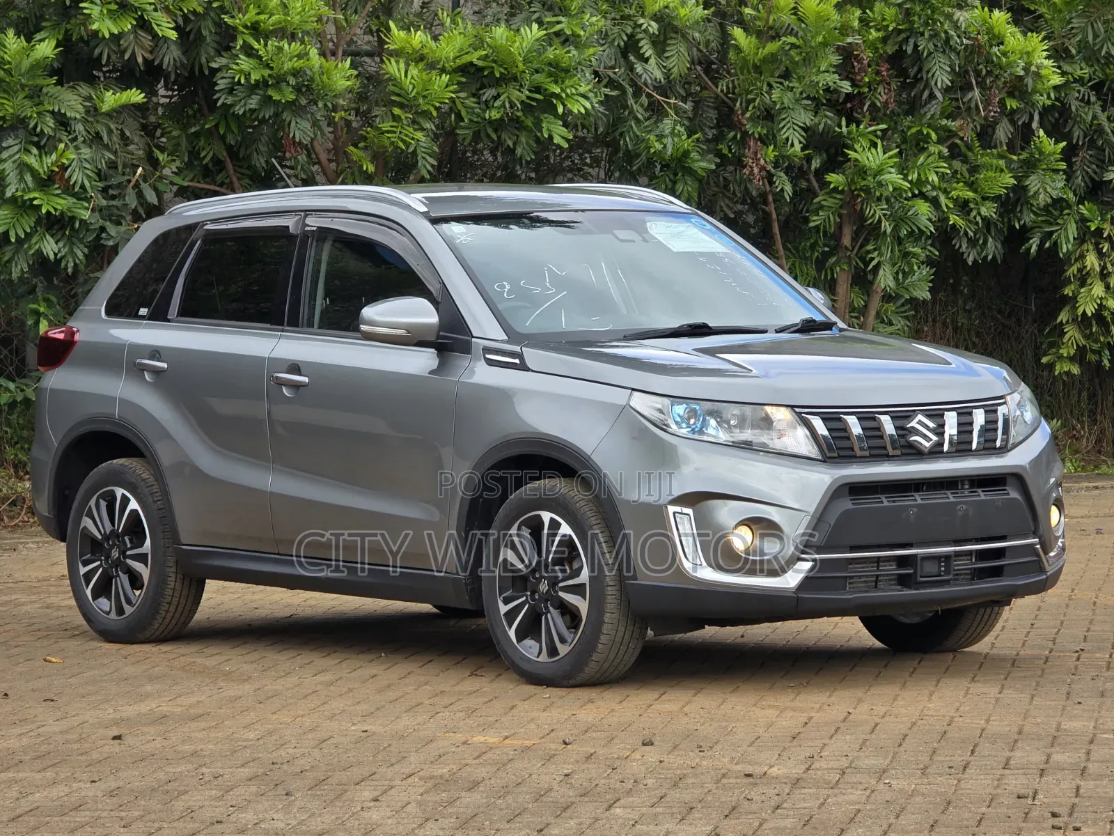 Suzuki Escudo 2020 Silver