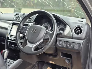 Suzuki Escudo 2020 Silver
