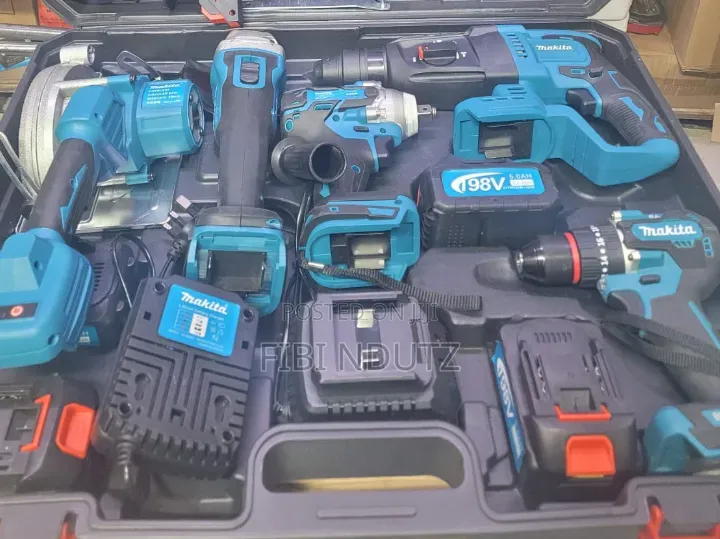 The Big 5 Makita Tool Set/5 in 1 Makita Tool Set
