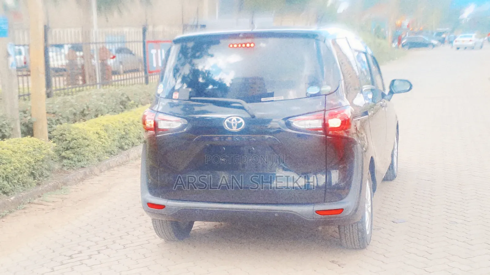 Toyota Sienta 2019