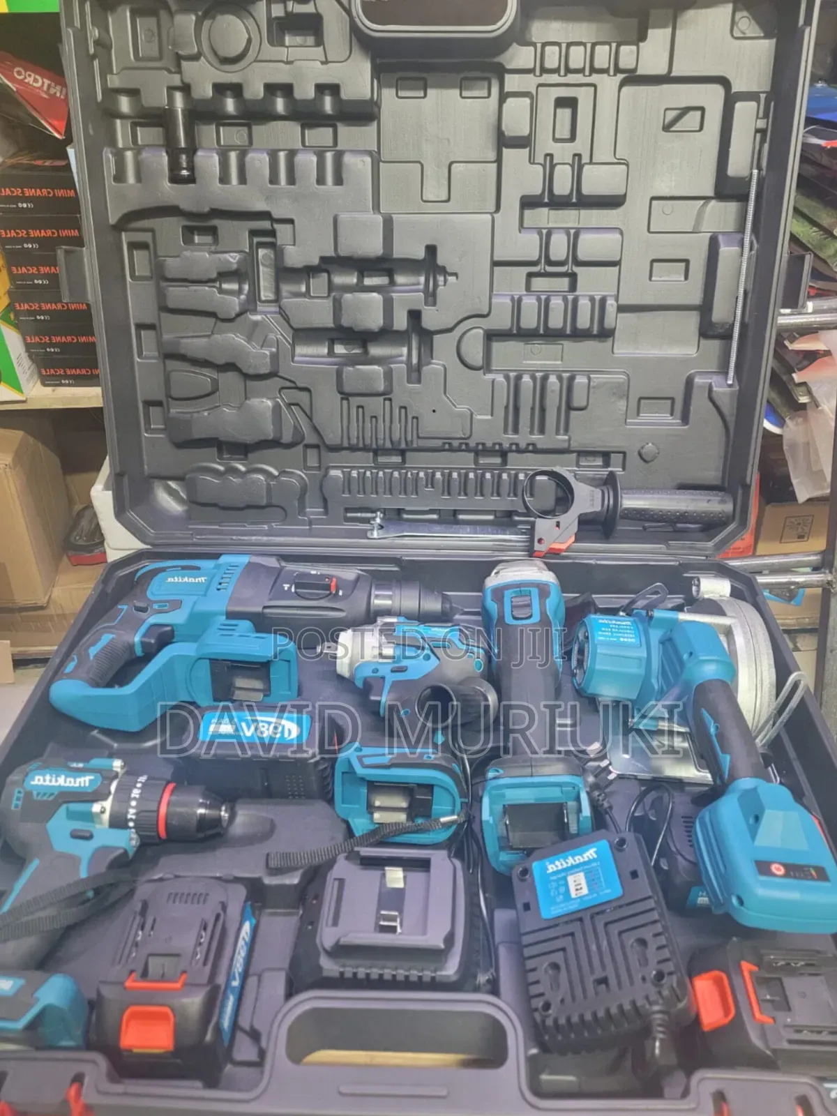 5 in 1 Makita Tool Set