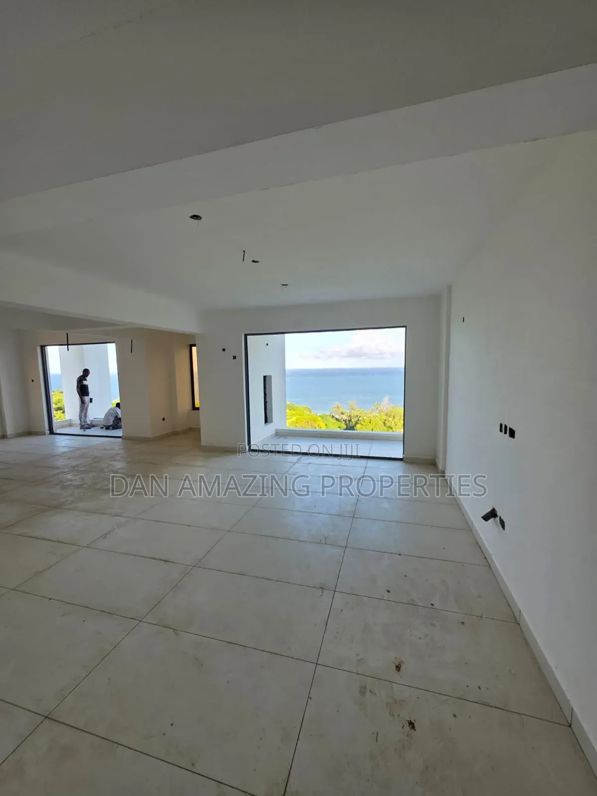 3bdrm Penthouse in Severin Area, Shanzu for sale