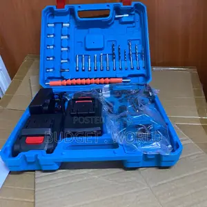 Makita 21v Multipurpose Cordless Drill Driver With 2 Batteries