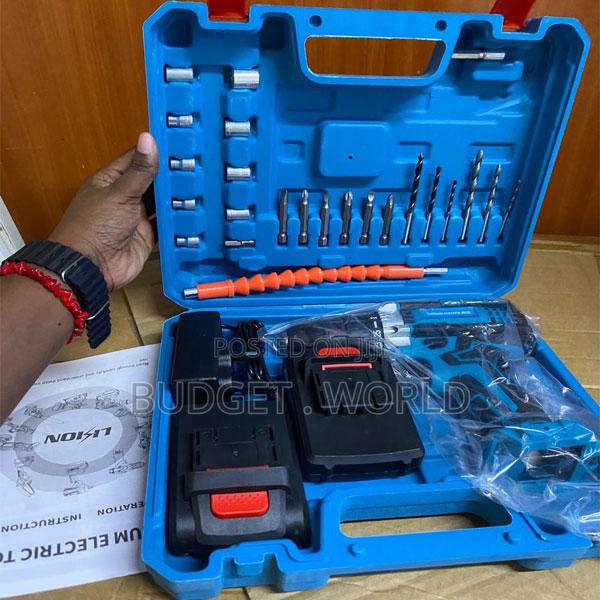 Makita 21v Electric Drill Driver Set With 2 Rechargeable Batteries - main view