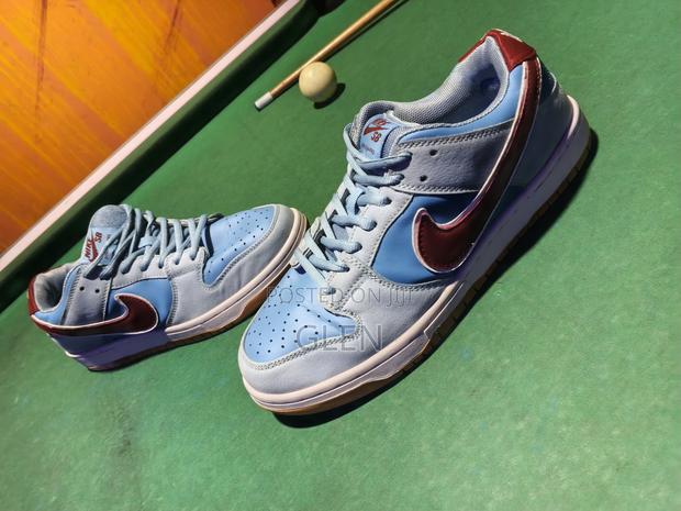 Nike Sb Dunk Low Premium Philadelphia Phillies - main view