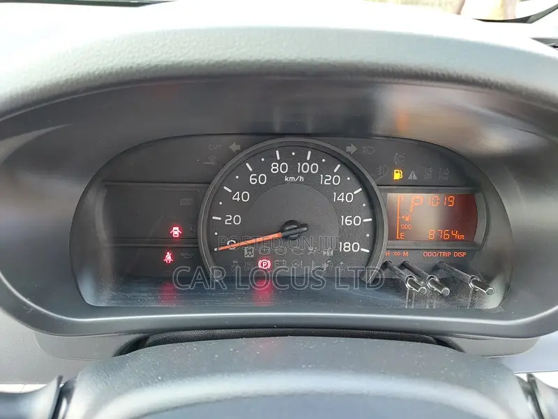 Toyota Passo 2018 Silver