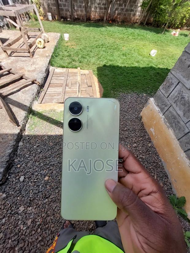 Vivo Y16 64 GB Bronze