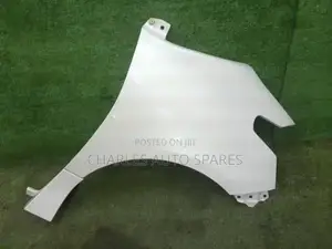 Toyota Sienta 2015 Fender/Wing