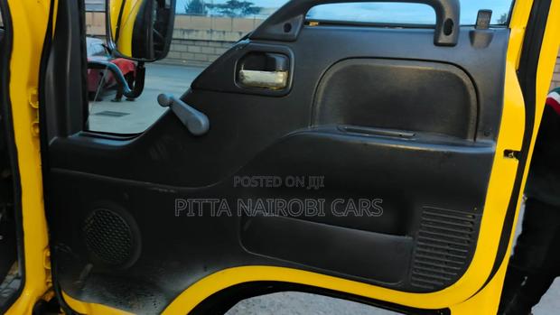 Isuzu NQR 2014 Yellow - thumbnail 10