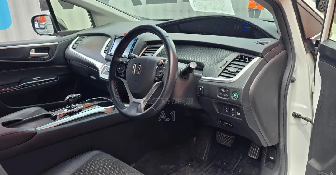 Honda Jade 1.5 Hybrid 2019 White