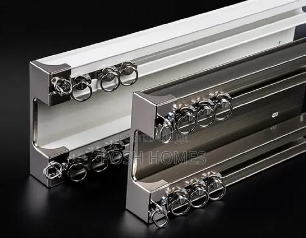 Moonstruck Straight Strong Rails - main view