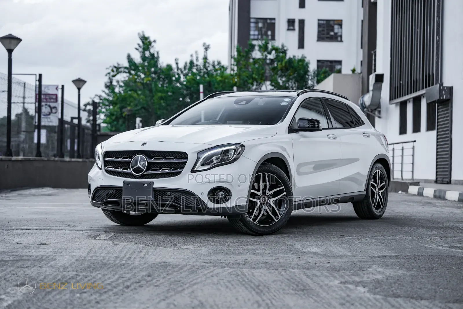 Mercedes-Benz GLA-Class 2019 White