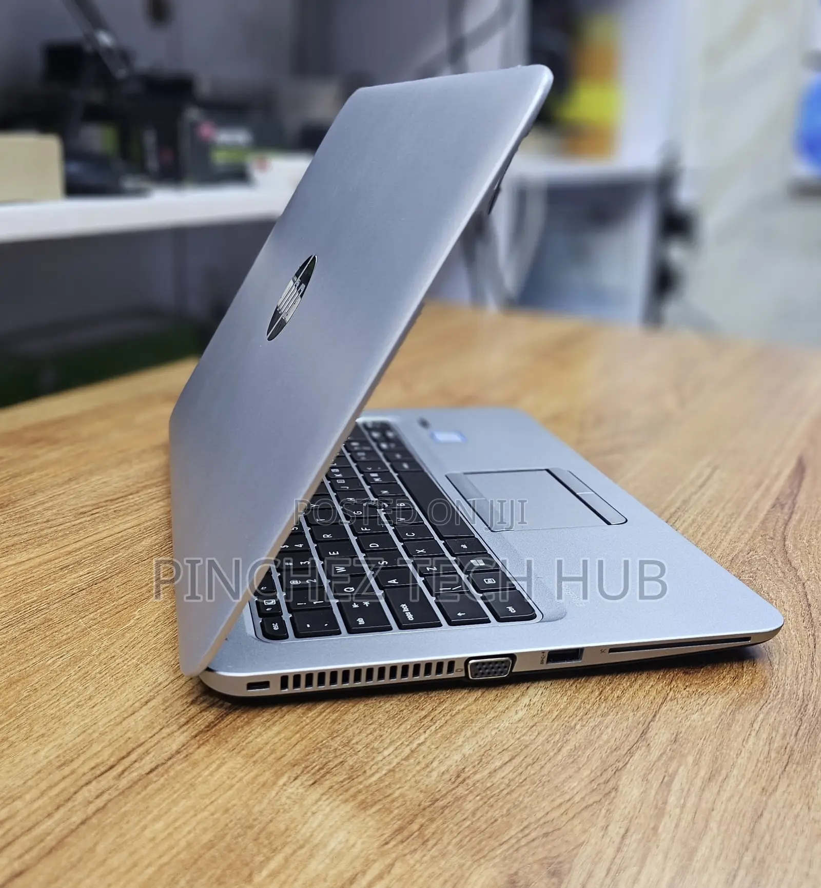 Laptop HP EliteBook 820 G3 8GB Intel Core i7 SSD 256GB