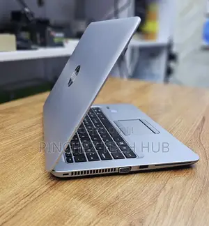 Laptop HP EliteBook 820 G3 8GB Intel Core i7 SSD 256GB