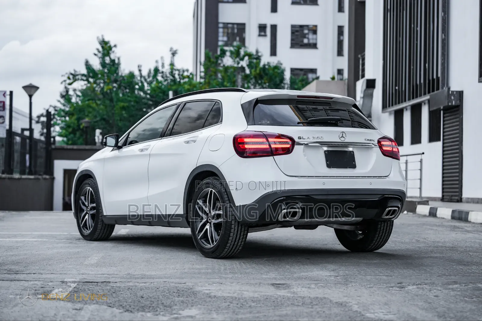 Mercedes-Benz GLA-Class 2019 White